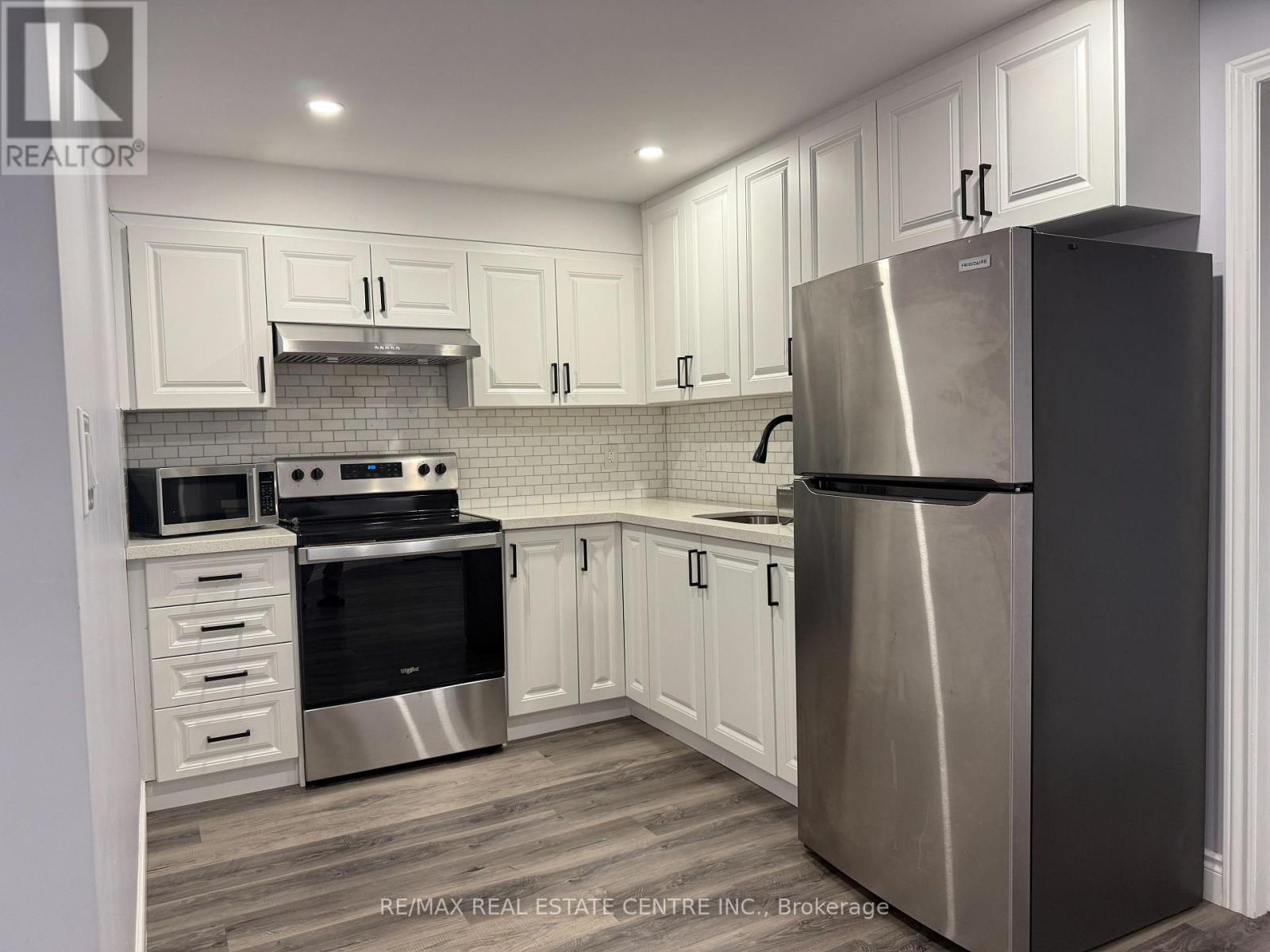 Basement - 222 Doon Mills Drive, Kitchener, Ontario  N2P 2R9 - Photo 6 - X12441982
