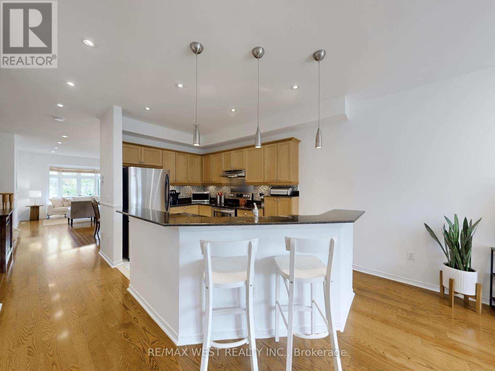 22 Sierra Drive, Toronto, Ontario  M1P 5C2 - Photo 12 - E12432623