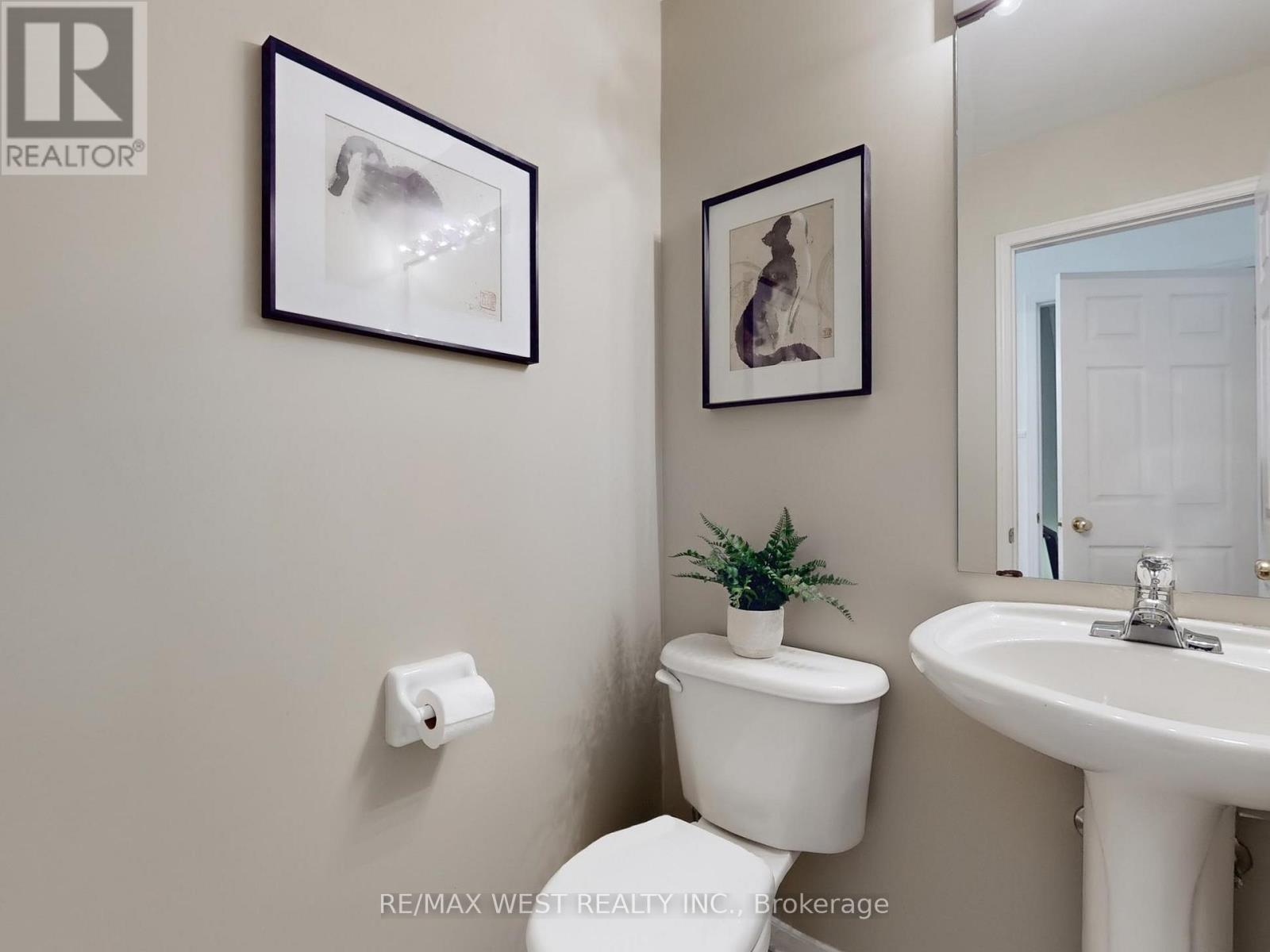 22 Sierra Drive, Toronto, Ontario  M1P 5C2 - Photo 16 - E12432623