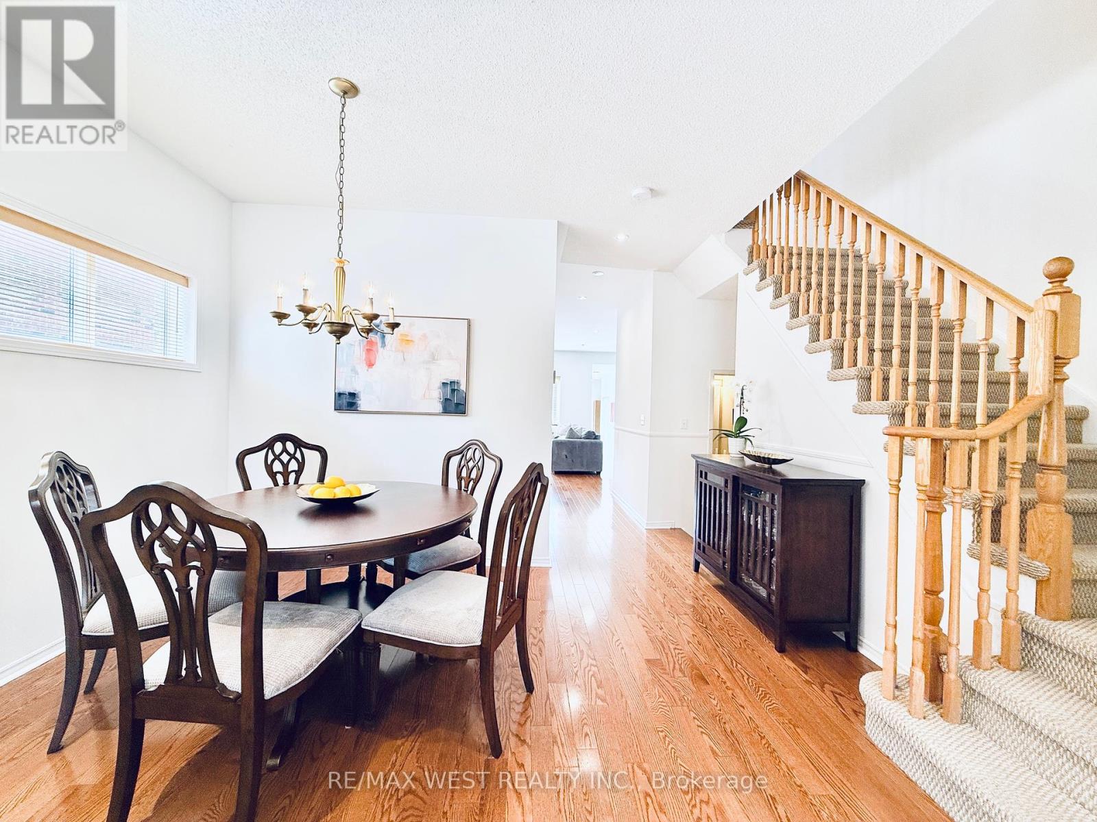 22 Sierra Drive, Toronto, Ontario  M1P 5C2 - Photo 6 - E12432623