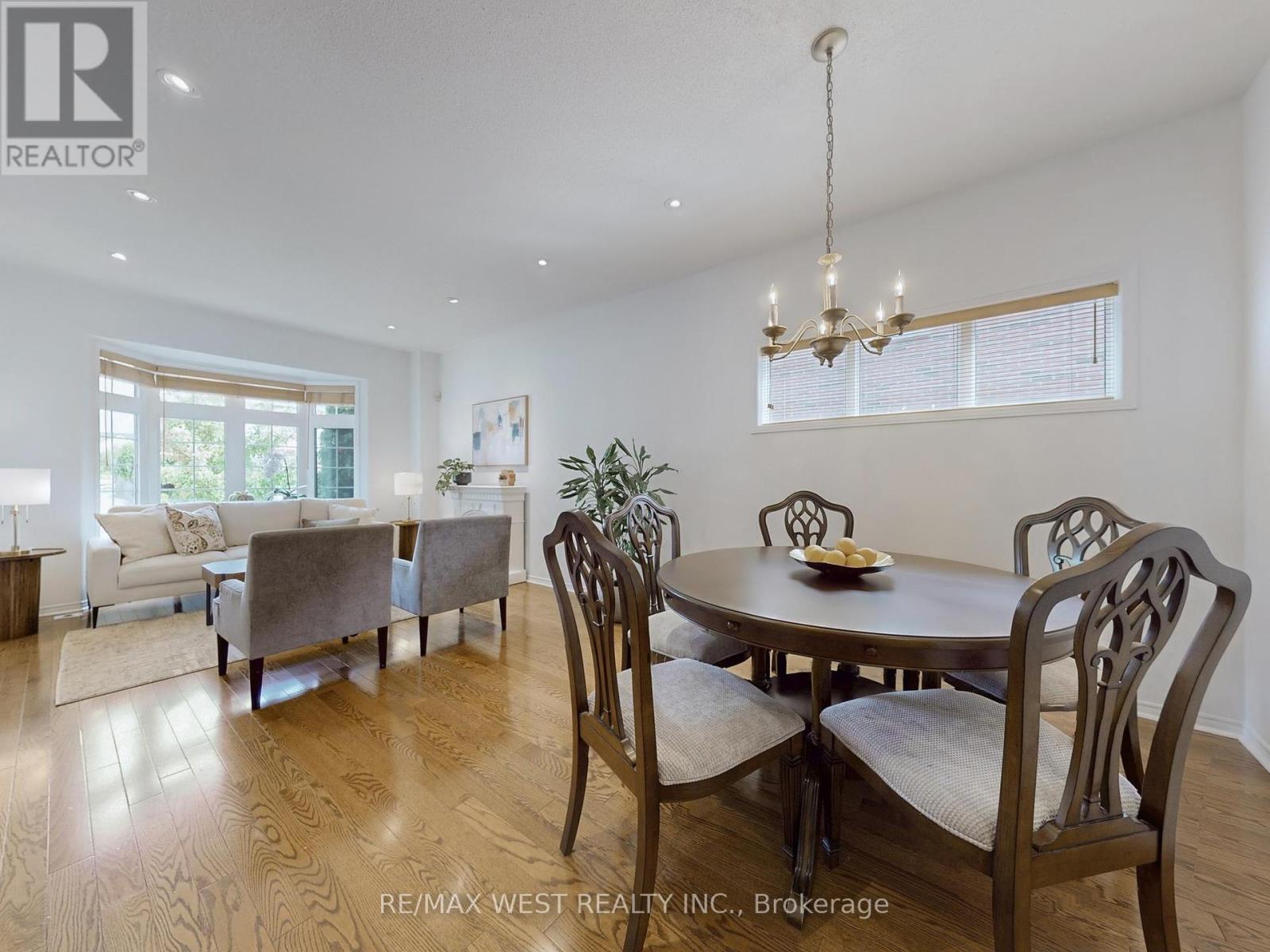 22 Sierra Drive, Toronto, Ontario  M1P 5C2 - Photo 5 - E12432623
