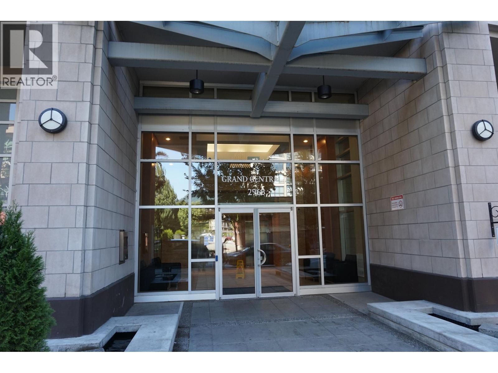 2506 2968 Glen Drive, Coquitlam, British Columbia  V3B 0C4 - Photo 2 - R3050445