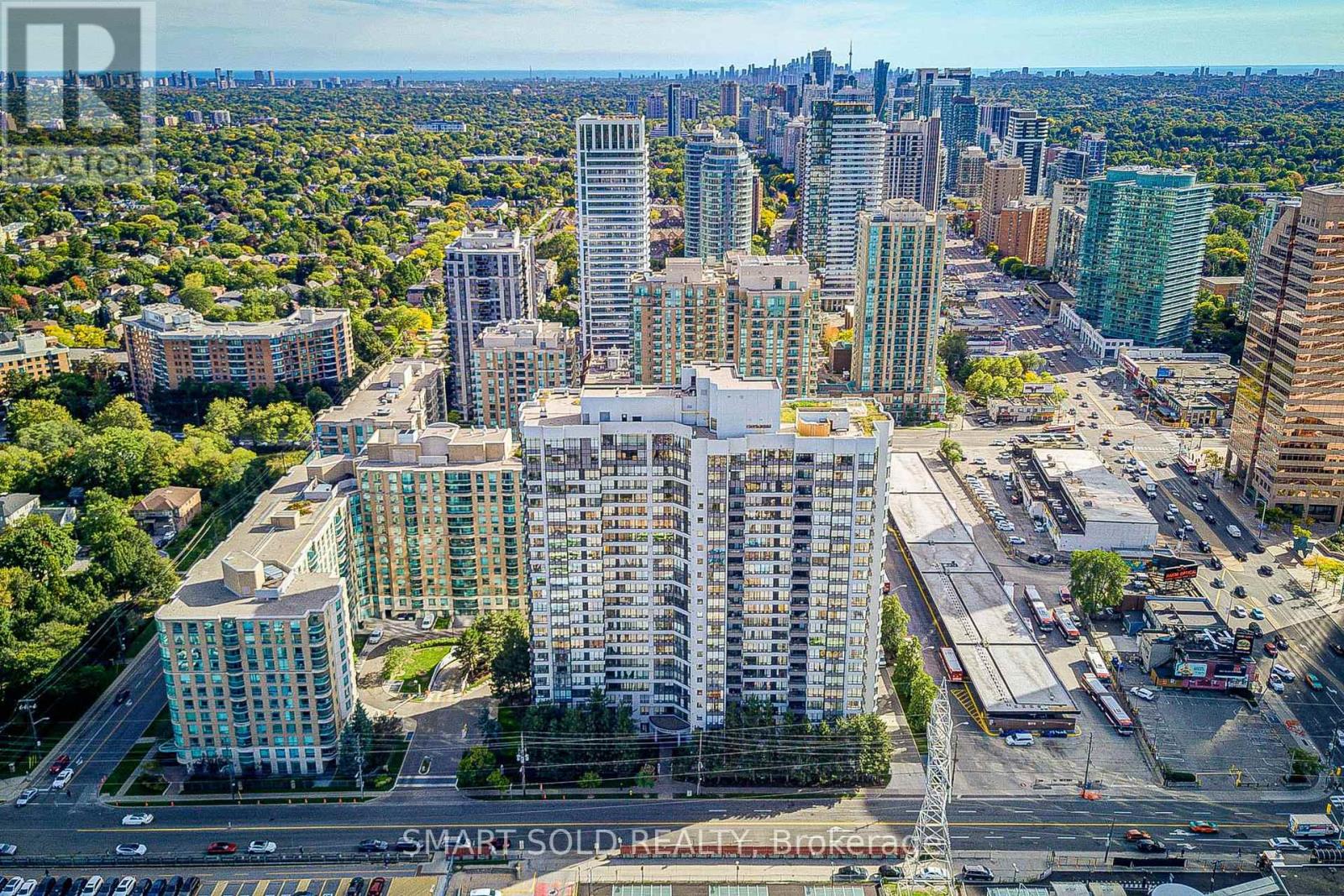 516 - 7 Bishop Avenue, Toronto (Newtonbrook East), Ontario  M2M 4J4 - Photo 3 - C12441986