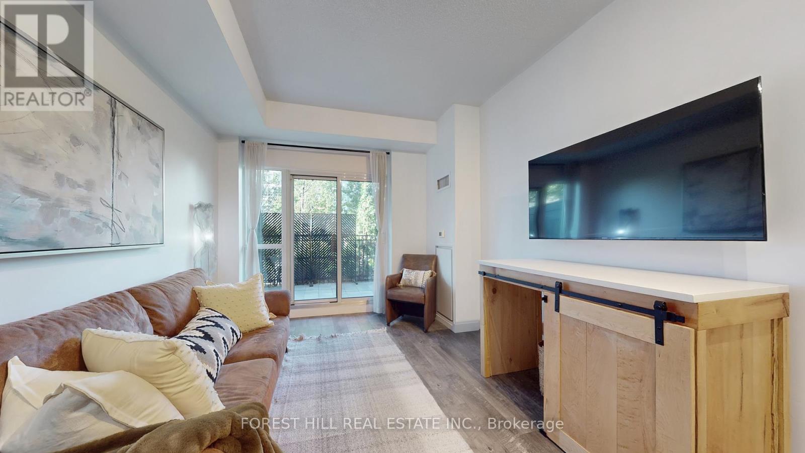 434 - 165 Legion Road N, Toronto (Mimico), Ontario  M8Y 0A1 - Photo 4 - W12441574