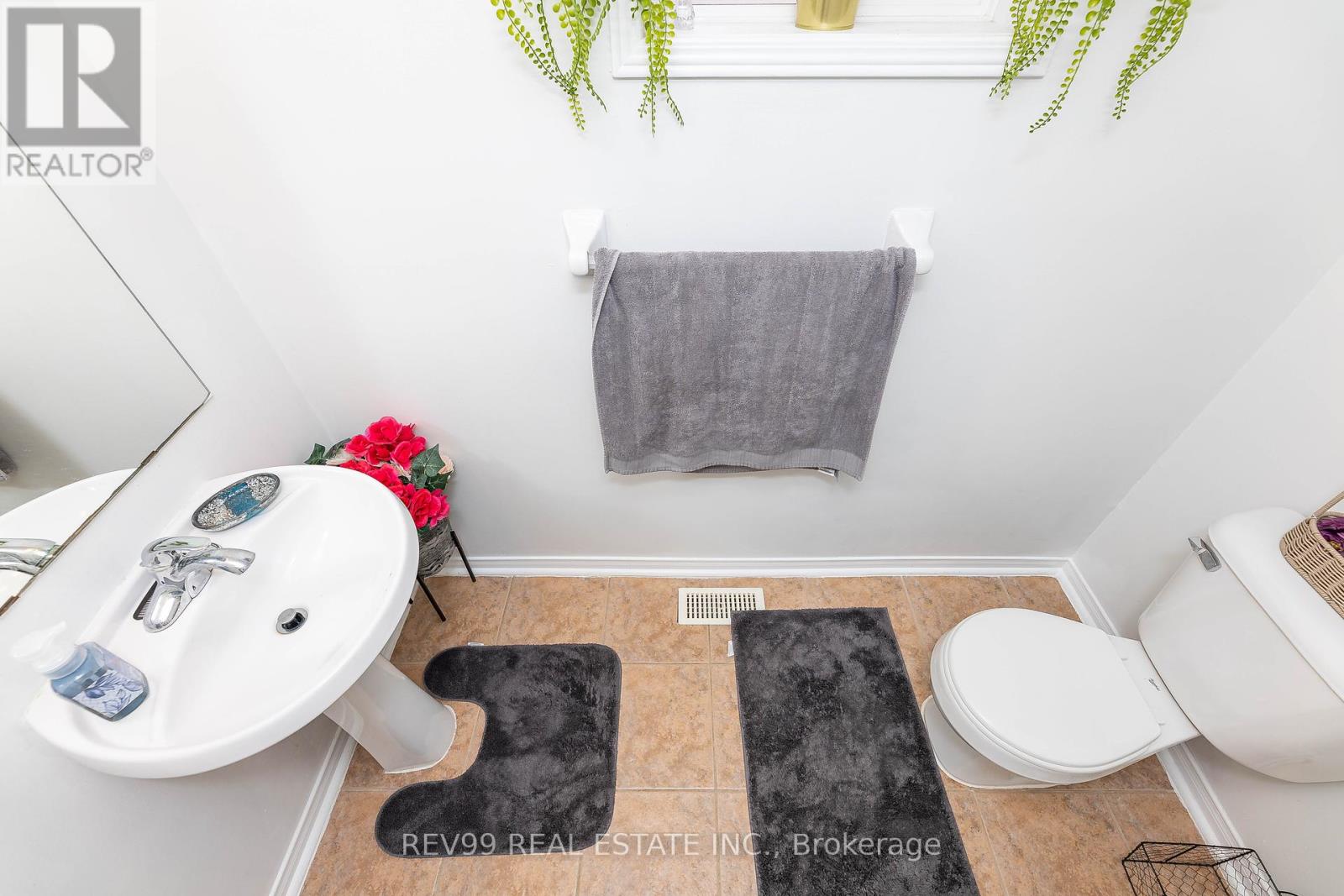 Lorem Ipsum Dolor Si, Oshawa, Ontario  L1K  - Photo 11 - DEMO28945773