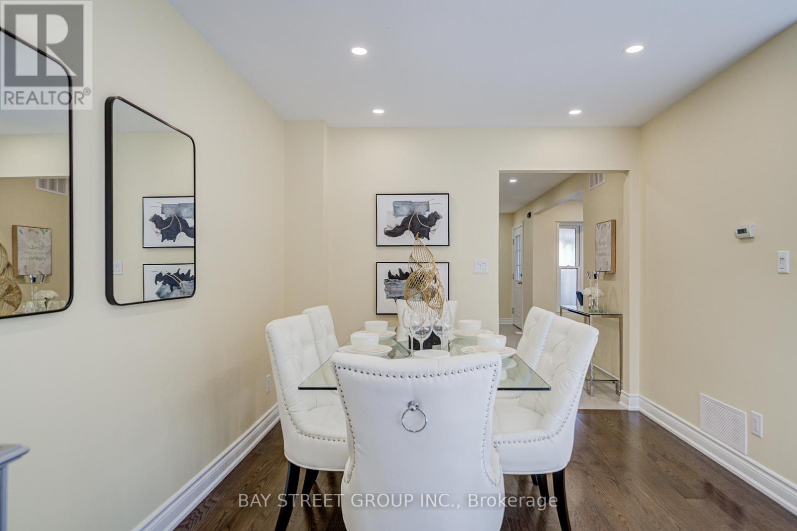 107 Enchanted Hills Crescent, Toronto (Milliken), Ontario  M1V 3P1 - Photo 10 - E12442005