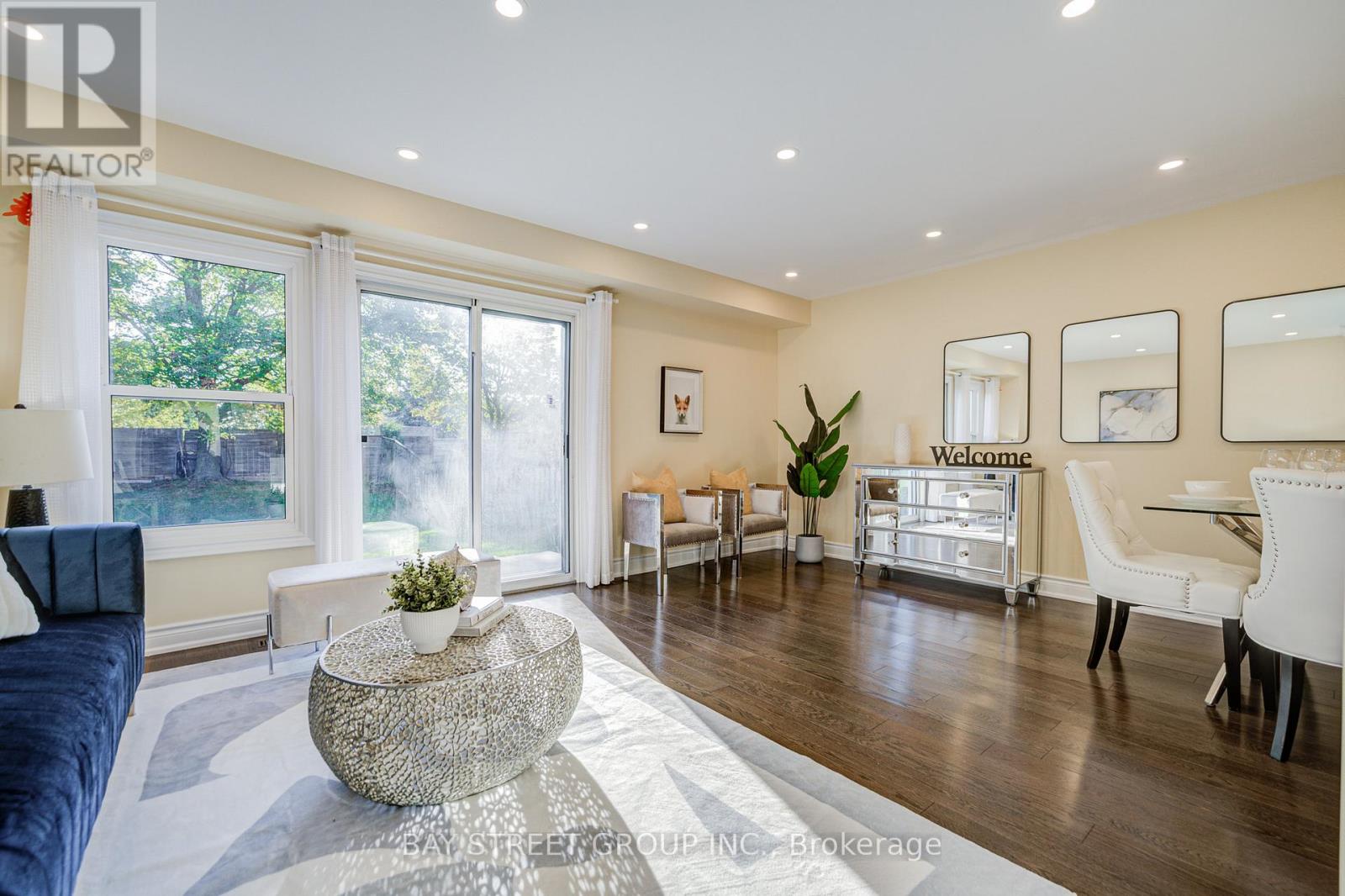 107 Enchanted Hills Crescent, Toronto (Milliken), Ontario  M1V 3P1 - Photo 14 - E12442005