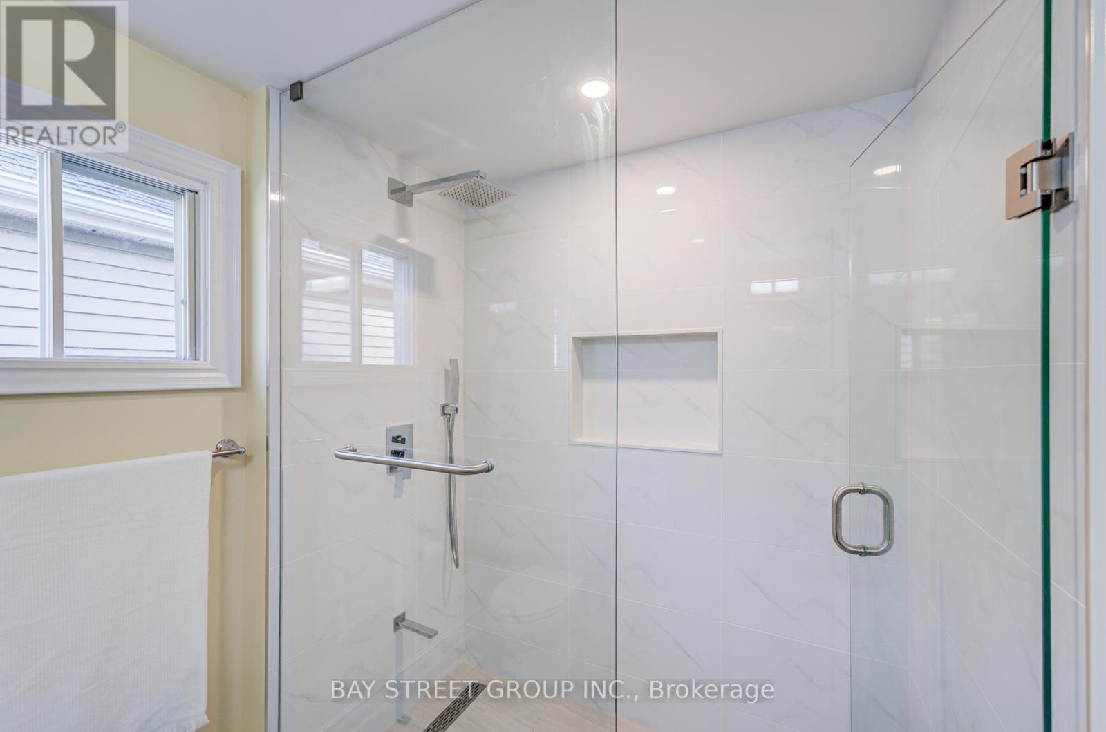 107 Enchanted Hills Crescent, Toronto (Milliken), Ontario  M1V 3P1 - Photo 38 - E12442005
