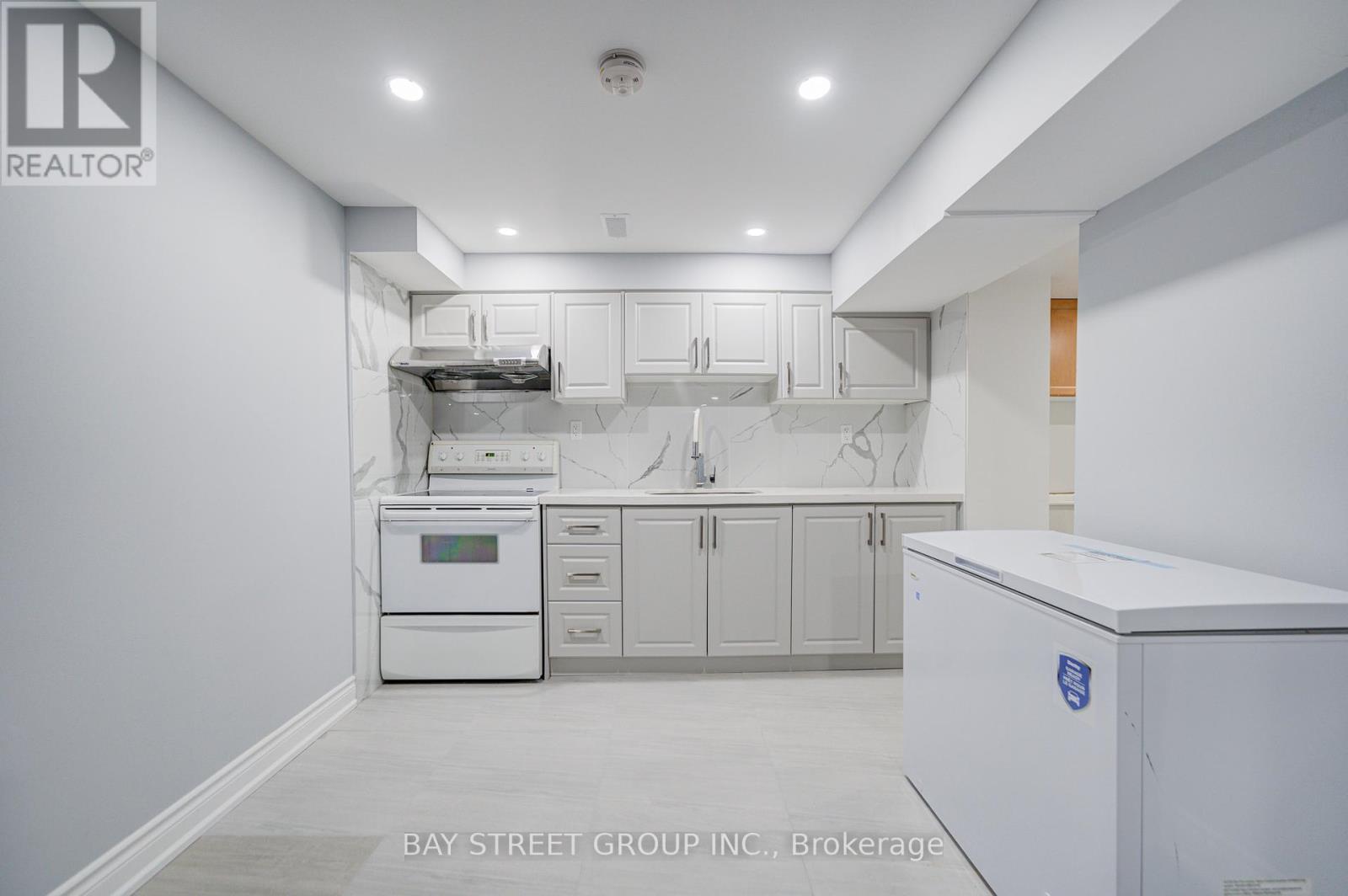 107 Enchanted Hills Crescent, Toronto (Milliken), Ontario  M1V 3P1 - Photo 40 - E12442005