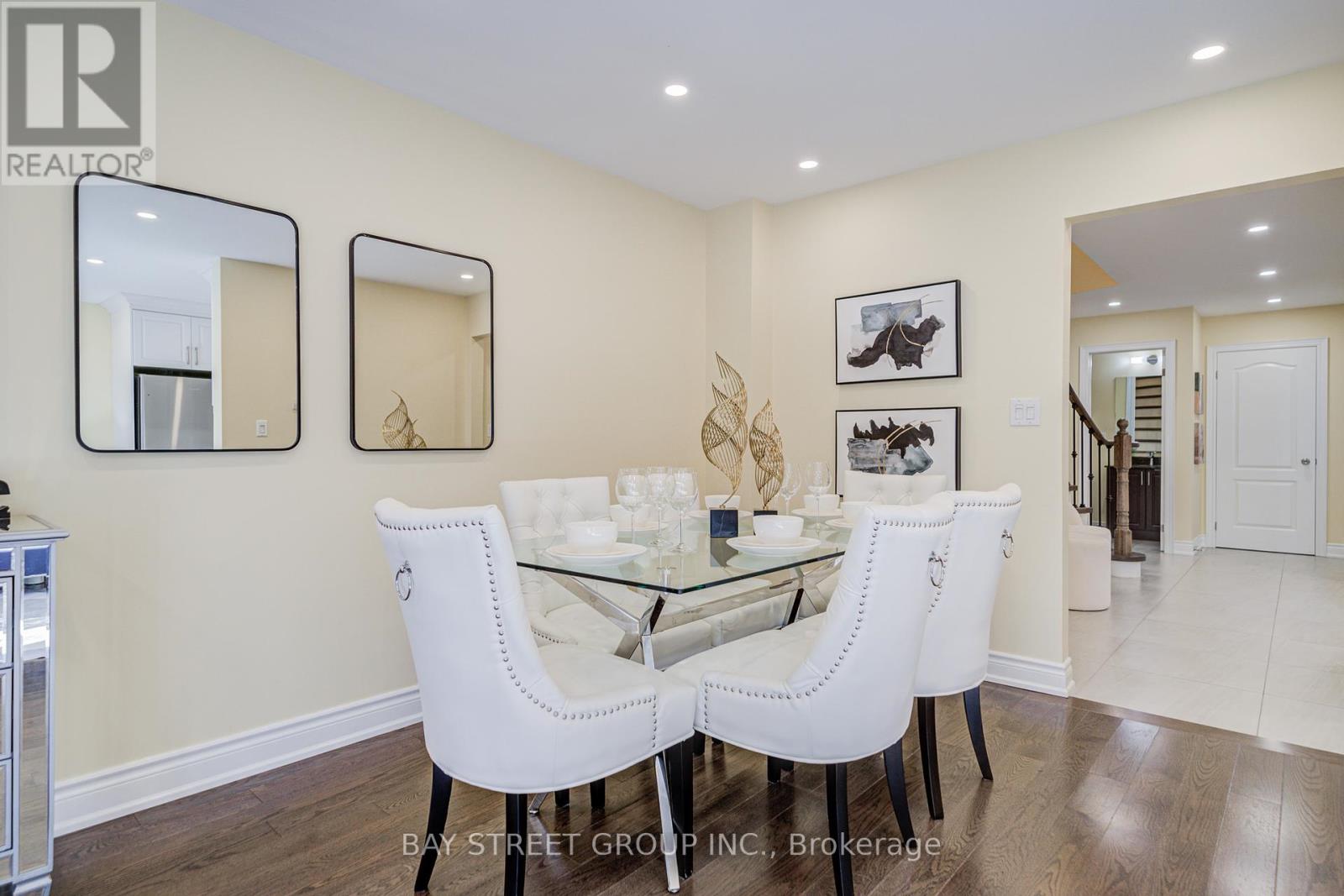 107 Enchanted Hills Crescent, Toronto (Milliken), Ontario  M1V 3P1 - Photo 9 - E12442005