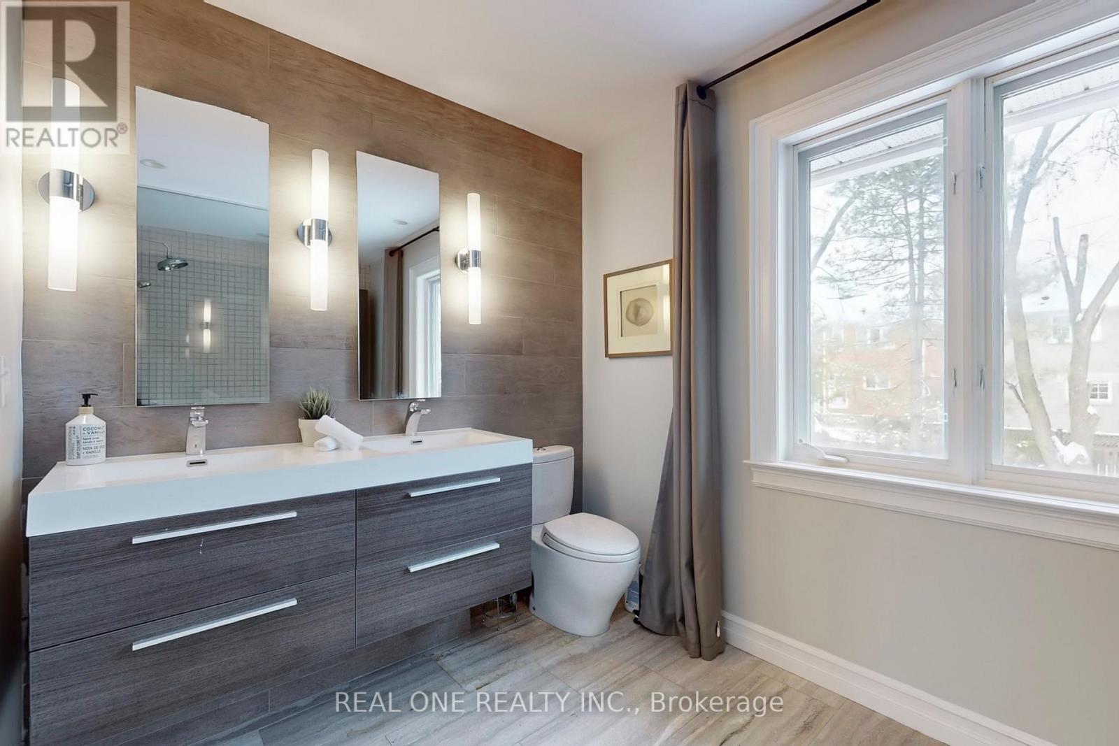 27 Aitken Circle, Markham (Unionville), Ontario  L3R 7K9 - Photo 27 - N12441999
