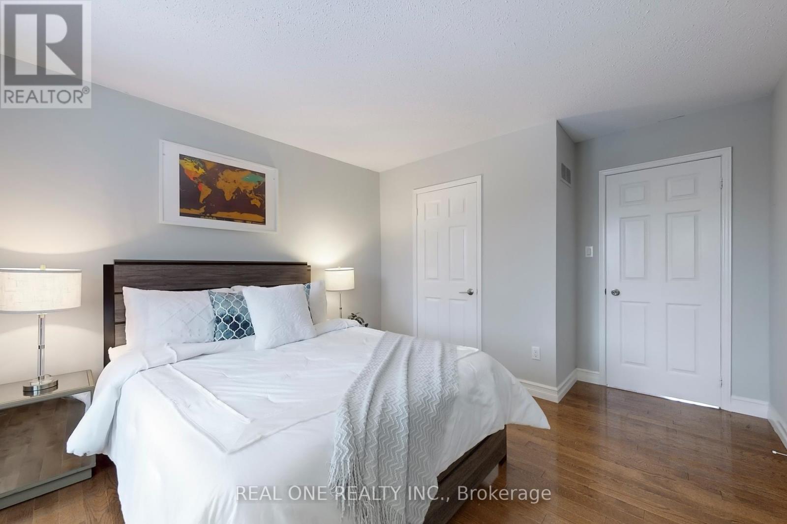 27 Aitken Circle, Markham (Unionville), Ontario  L3R 7K9 - Photo 30 - N12441999