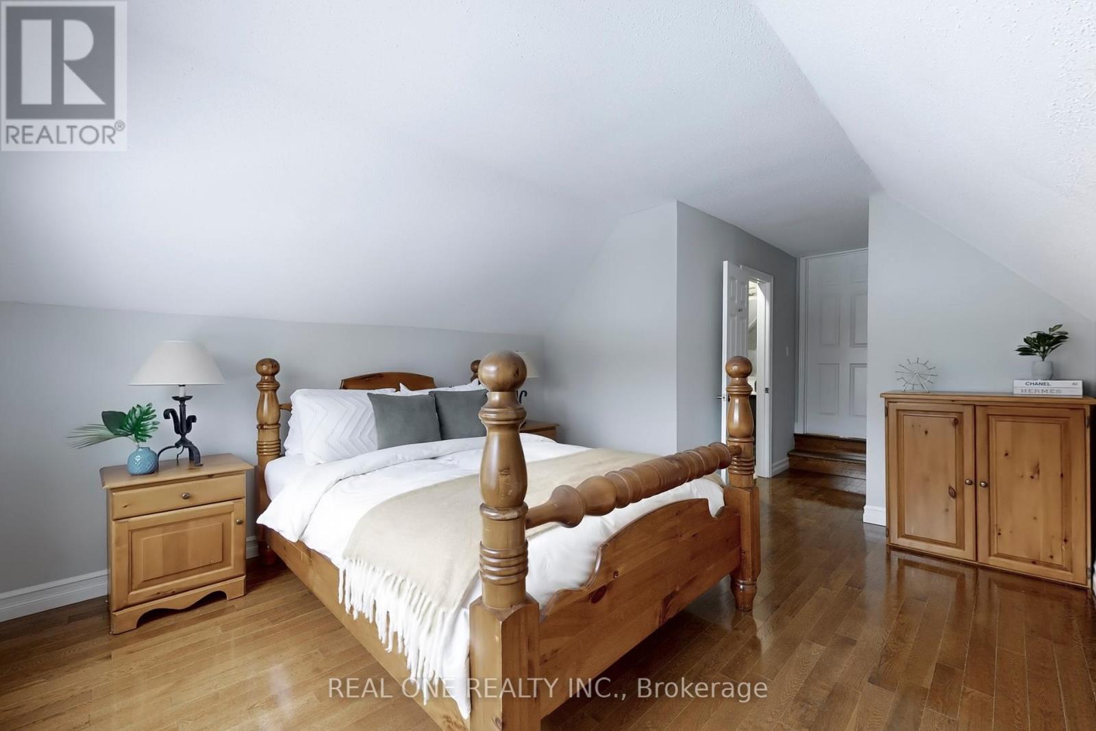 27 Aitken Circle, Markham (Unionville), Ontario  L3R 7K9 - Photo 37 - N12441999