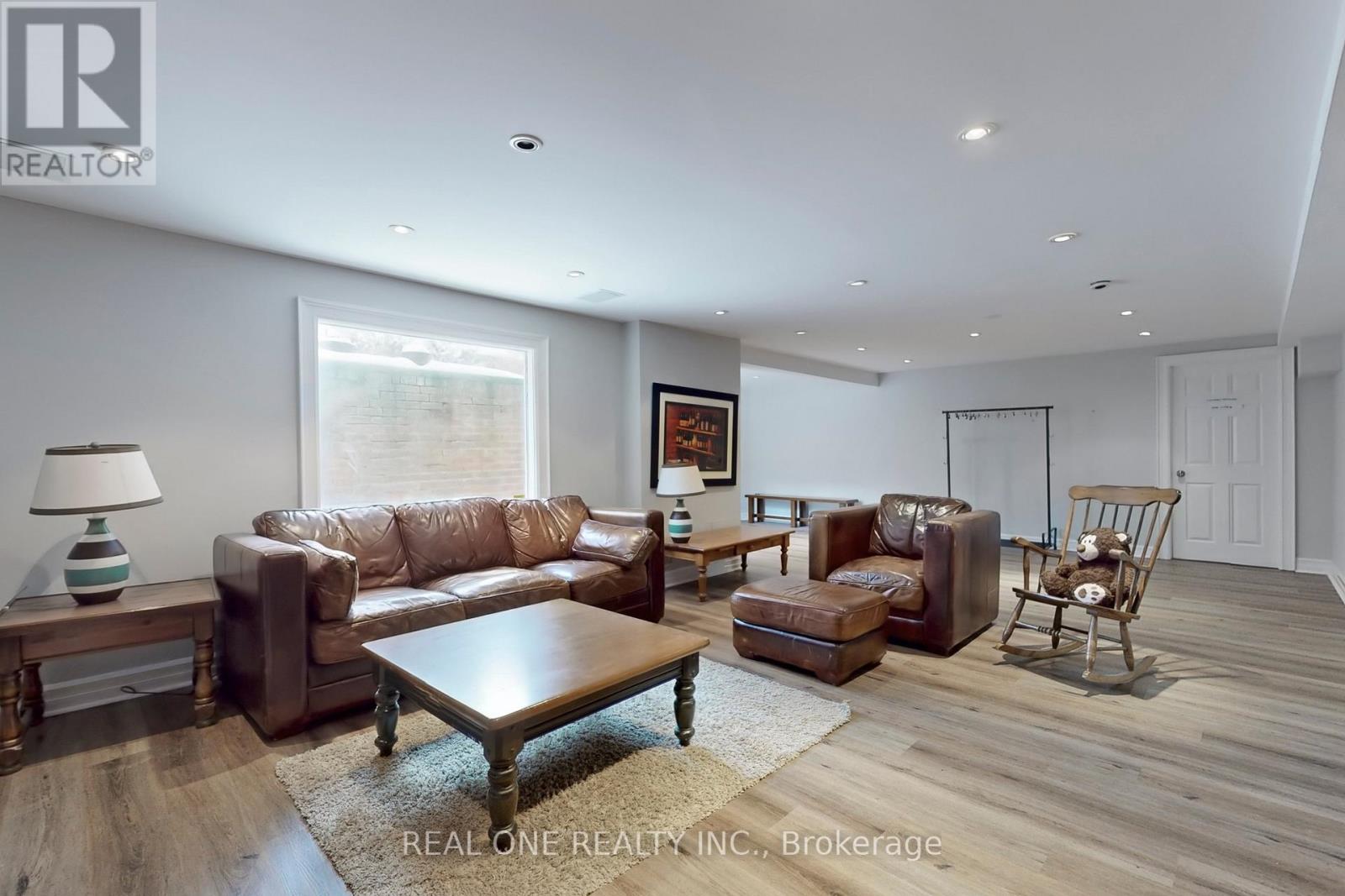 27 Aitken Circle, Markham (Unionville), Ontario  L3R 7K9 - Photo 43 - N12441999