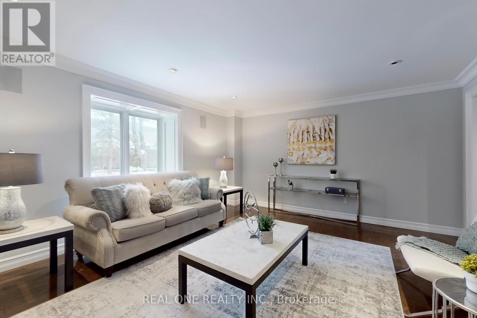 27 Aitken Circle, Markham (Unionville), Ontario  L3R 7K9 - Photo 8 - N12441999
