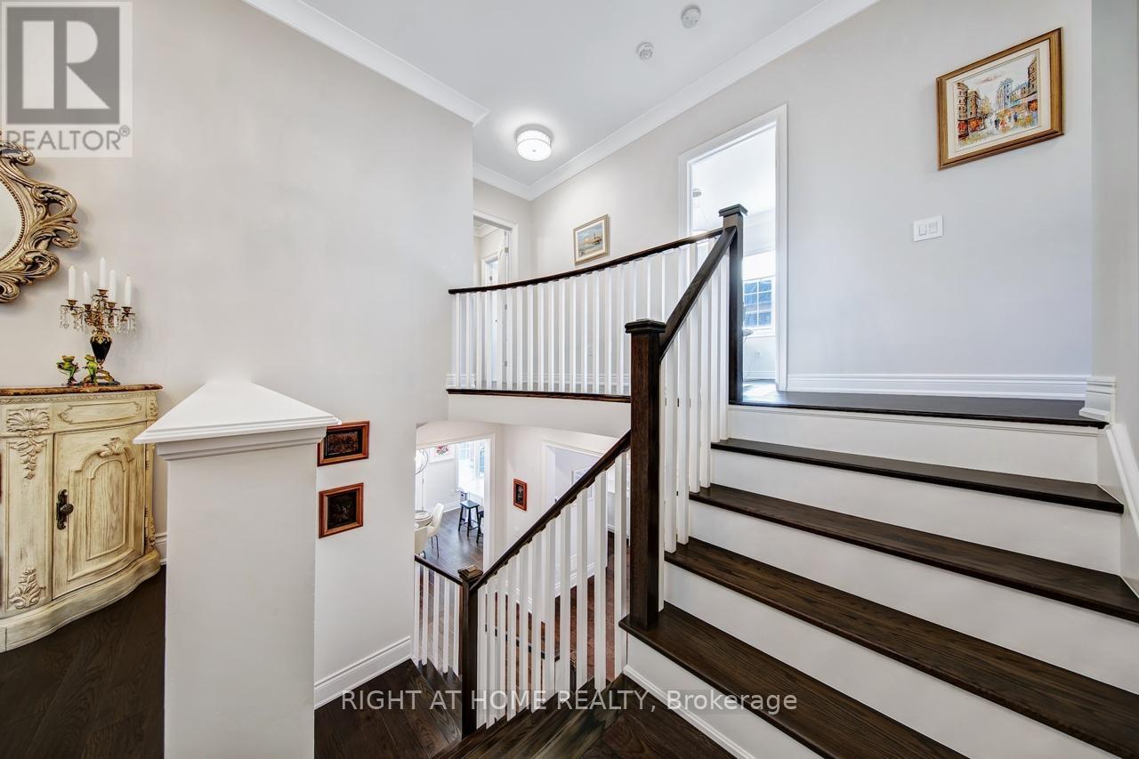38 Menotti Drive, Richmond Hill (Oak Ridges), Ontario  L4E 1G6 - Photo 16 - N12442006