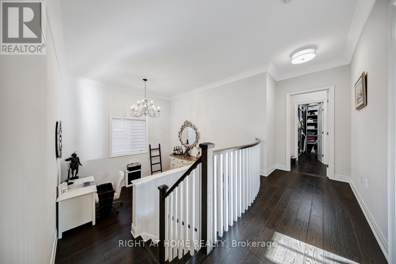 38 Menotti Drive, Richmond Hill (Oak Ridges), Ontario  L4E 1G6 - Photo 19 - N12442006