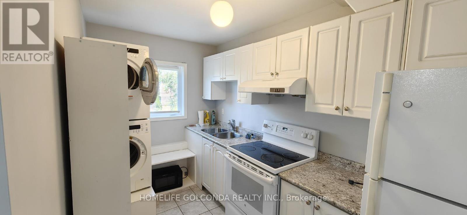 Coach - 1 Pingel Road, Markham, Ontario  L6B 1B7 - Photo 6 - N12442012