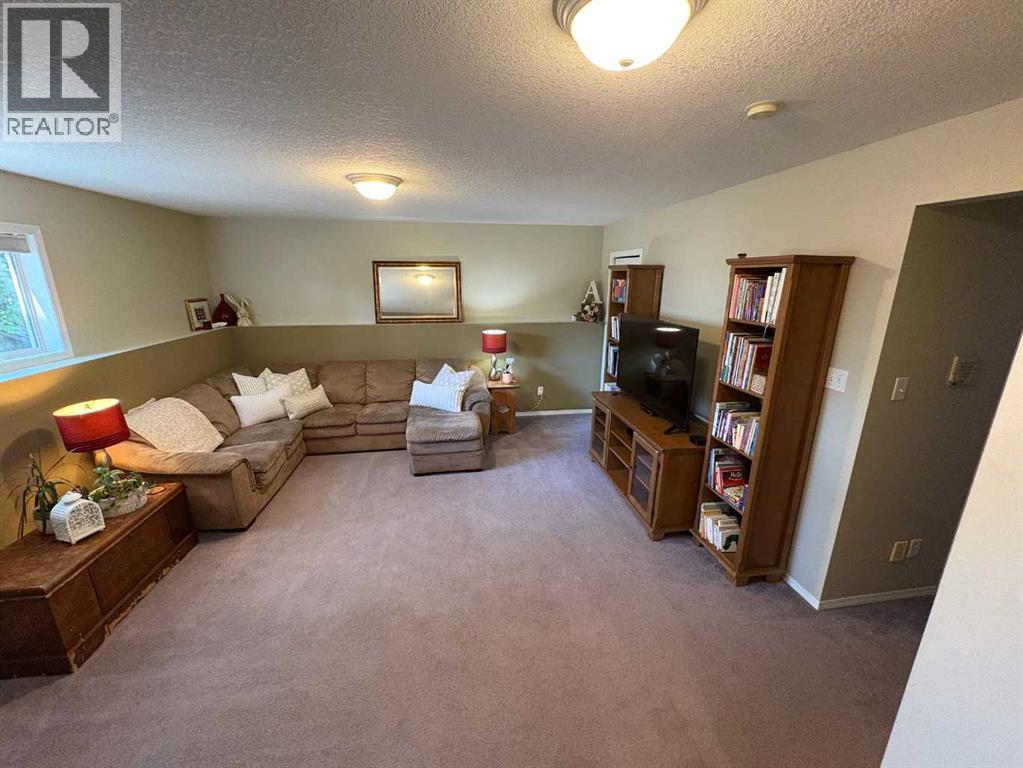 167 Mt Rundle Road W, Lethbridge, Alberta  T1K 7G1 - Photo 26 - A2237914