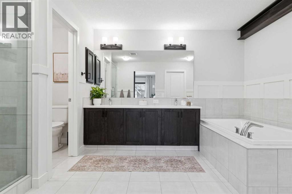 Lorem Ipsum Dolo, Cochrane, Alberta  T4C  - Photo 15 - DEMO28856370