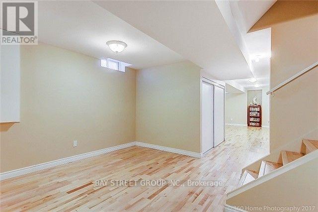 2870 Westbury Court, Mississauga (Central Erin Mills), Ontario  L5M 6B3 - Photo 15 - W12441985