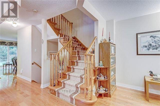 2870 Westbury Court, Mississauga (Central Erin Mills), Ontario  L5M 6B3 - Photo 8 - W12441985