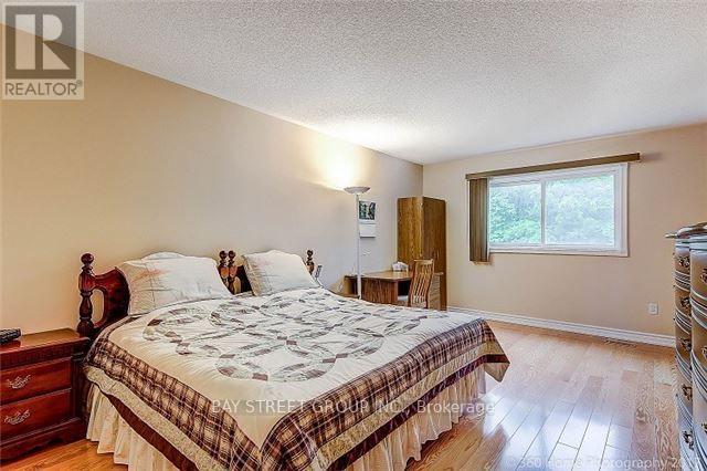 2870 Westbury Court, Mississauga (Central Erin Mills), Ontario  L5M 6B3 - Photo 9 - W12441985