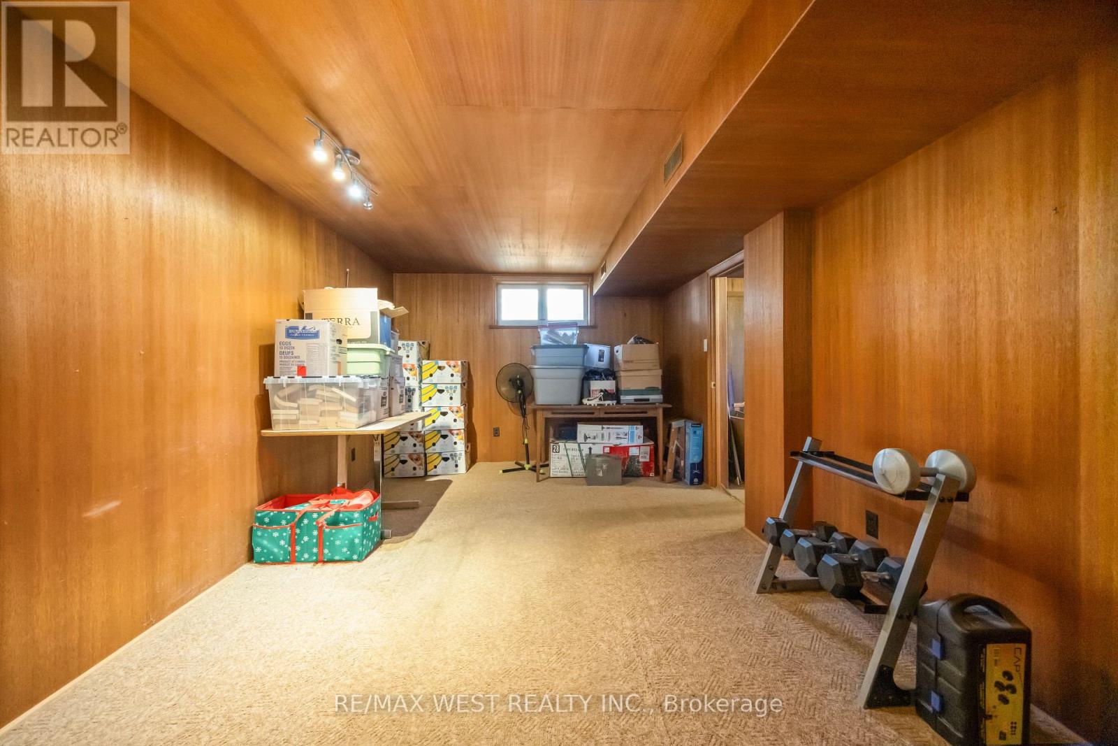 241 Eileen Avenue, Toronto (Rockcliffe-Smythe), Ontario  M6N 1W5 - Photo 23 - W12441988