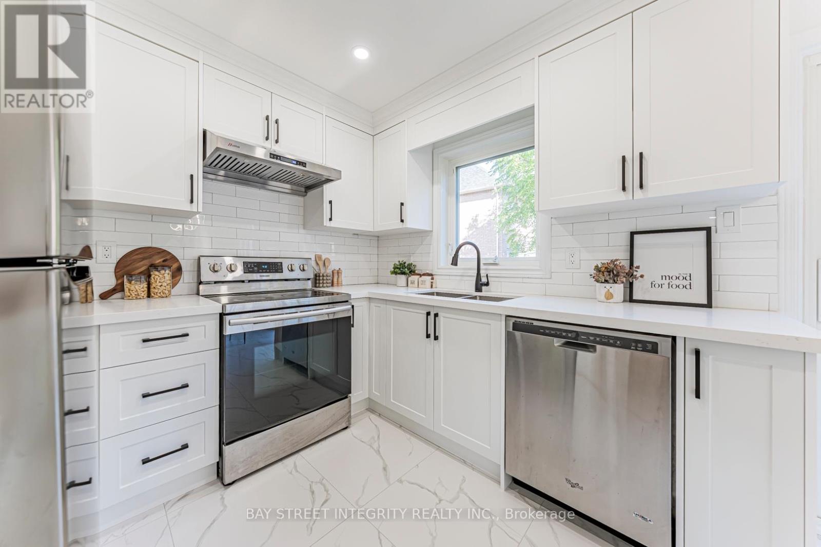 6847 Dillingwood Drive, Mississauga (Lisgar), Ontario  L5N 6Z9 - Photo 16 - W12441996