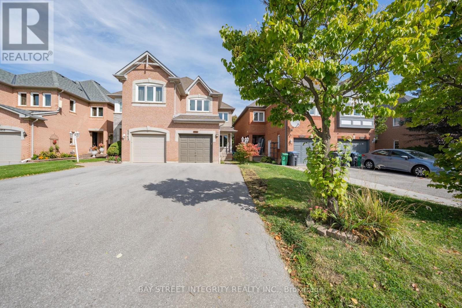 6847 Dillingwood Drive, Mississauga (Lisgar), Ontario  L5N 6Z9 - Photo 2 - W12441996