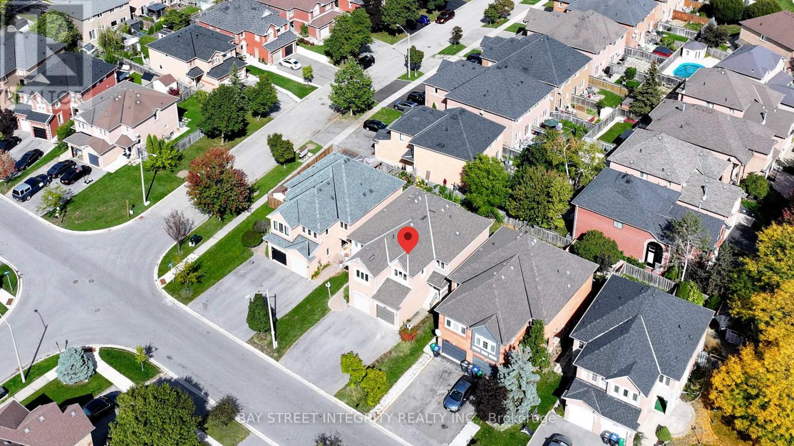 6847 Dillingwood Drive, Mississauga (Lisgar), Ontario  L5N 6Z9 - Photo 4 - W12441996
