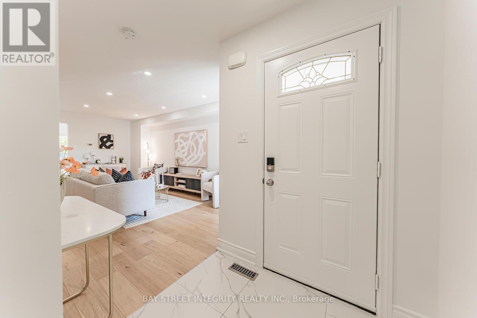 6847 Dillingwood Drive, Mississauga (Lisgar), Ontario  L5N 6Z9 - Photo 7 - W12441996