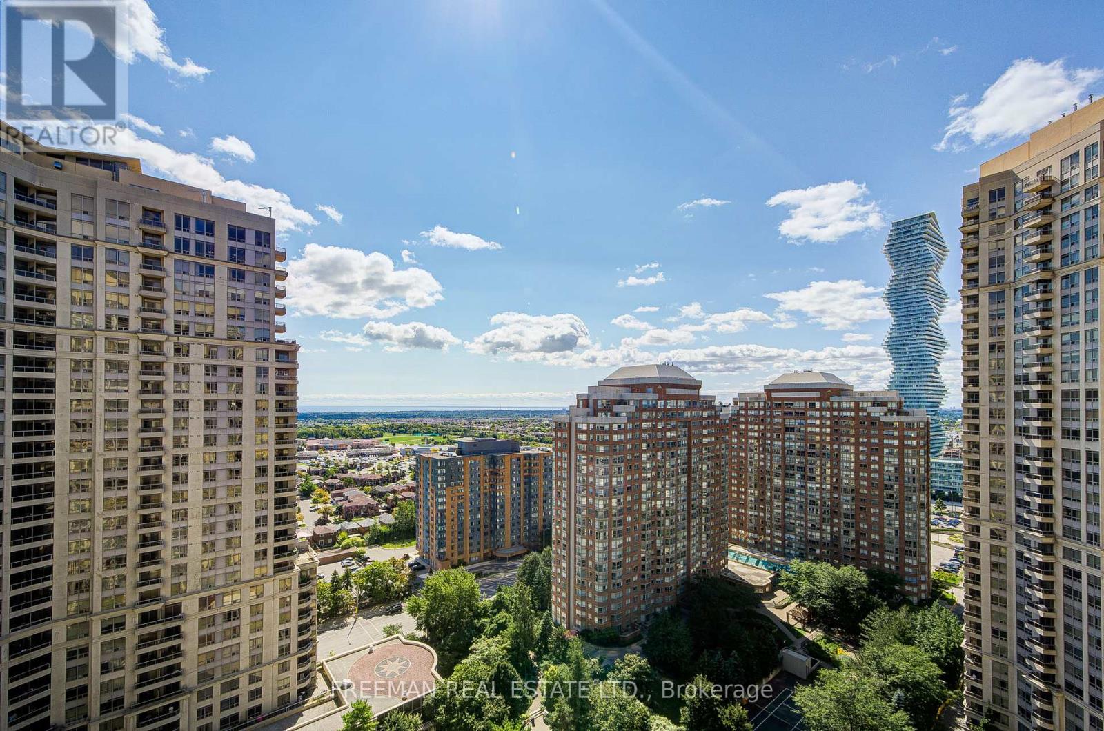 2331 - 3888 Duke Of York Boulevard, Mississauga (City Centre), Ontario  L5B 4P5 - Photo 6 - W12442011