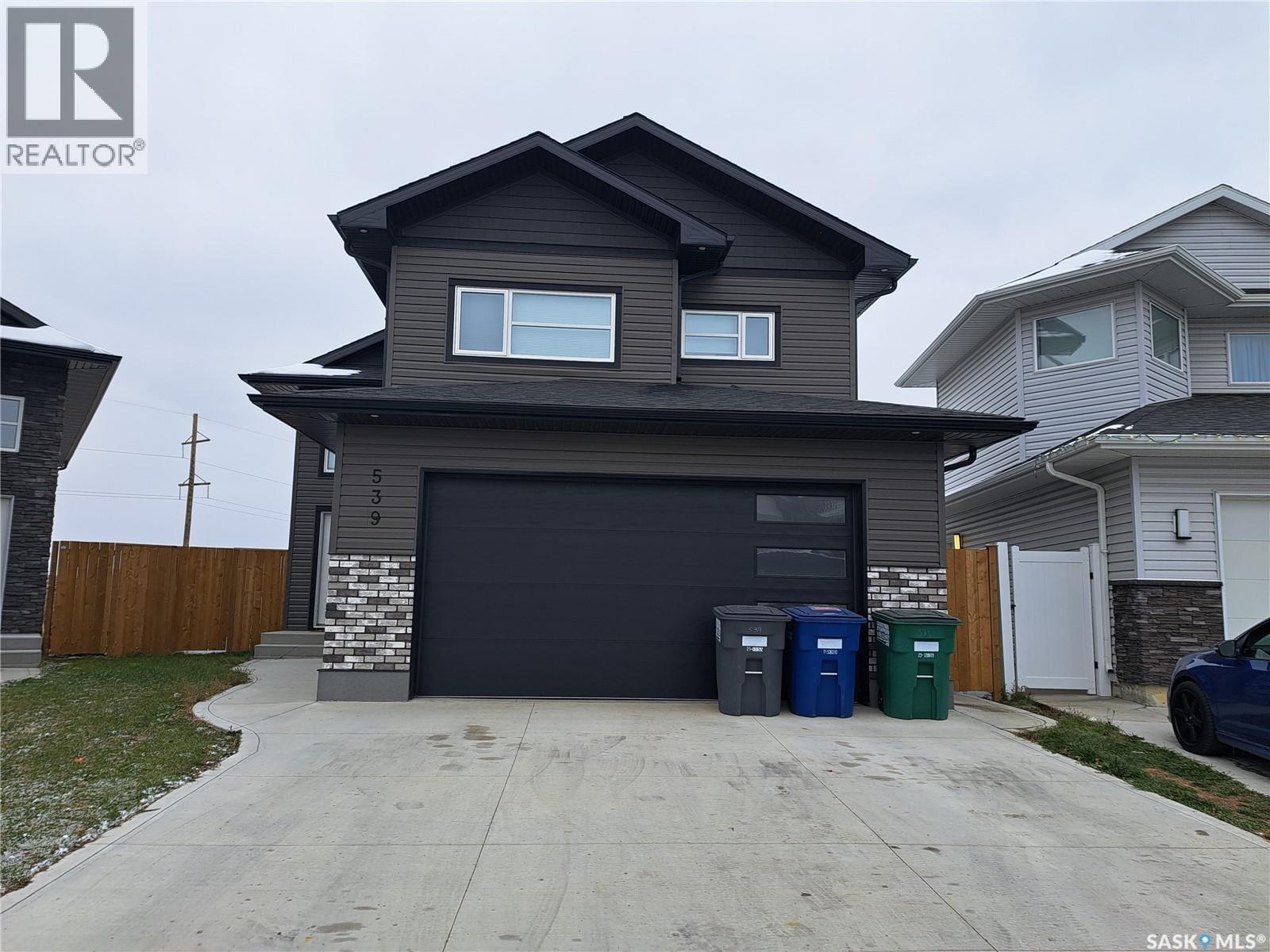 539 Ells Crescent, Saskatoon, Saskatchewan  S7L 6K8 - Photo 1 - SK019815