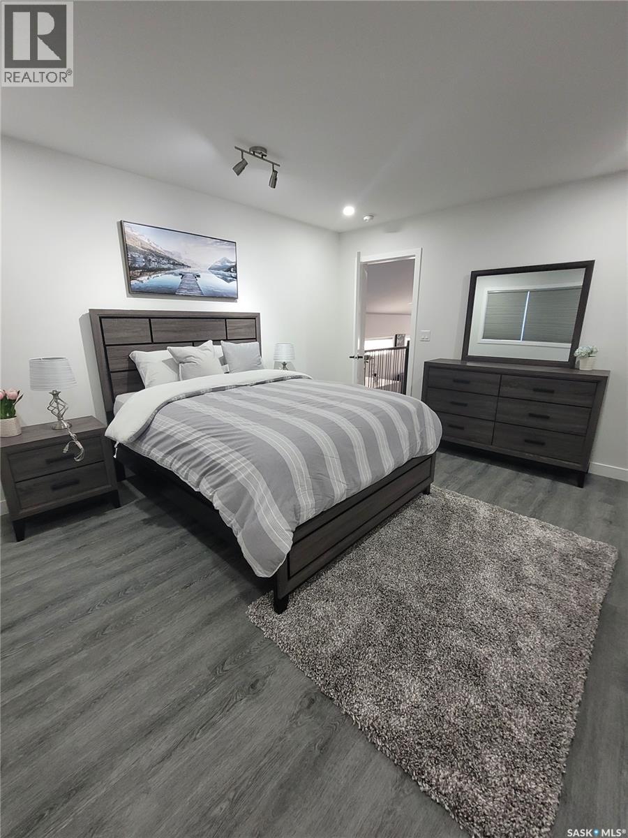 539 Ells Crescent, Saskatoon, Saskatchewan  S7L 6K8 - Photo 5 - SK019815