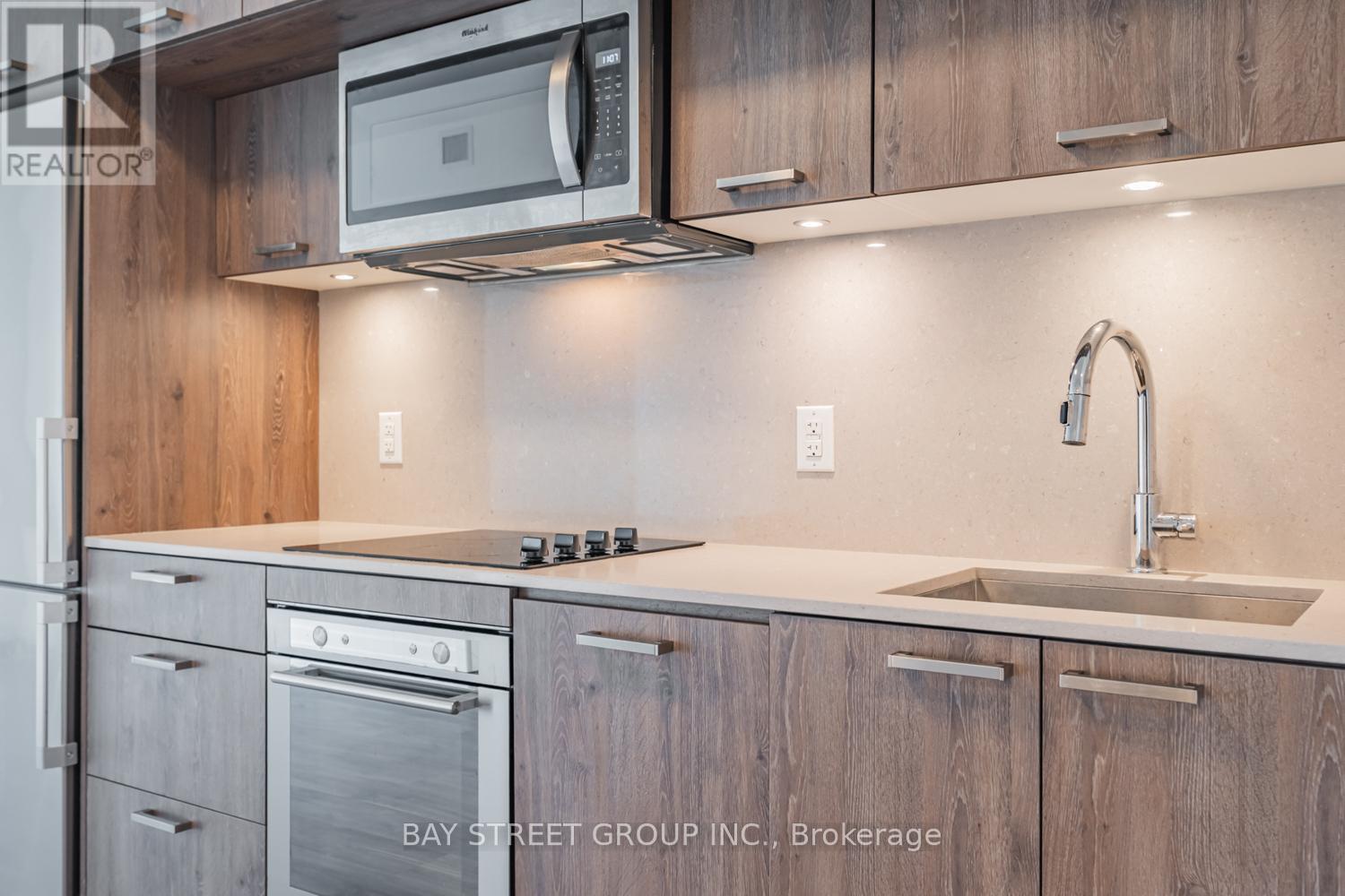 1008 - 50 Mccaul Street, Toronto (Kensington-Chinatown), Ontario  M5T 1V9 - Photo 11 - C12442017