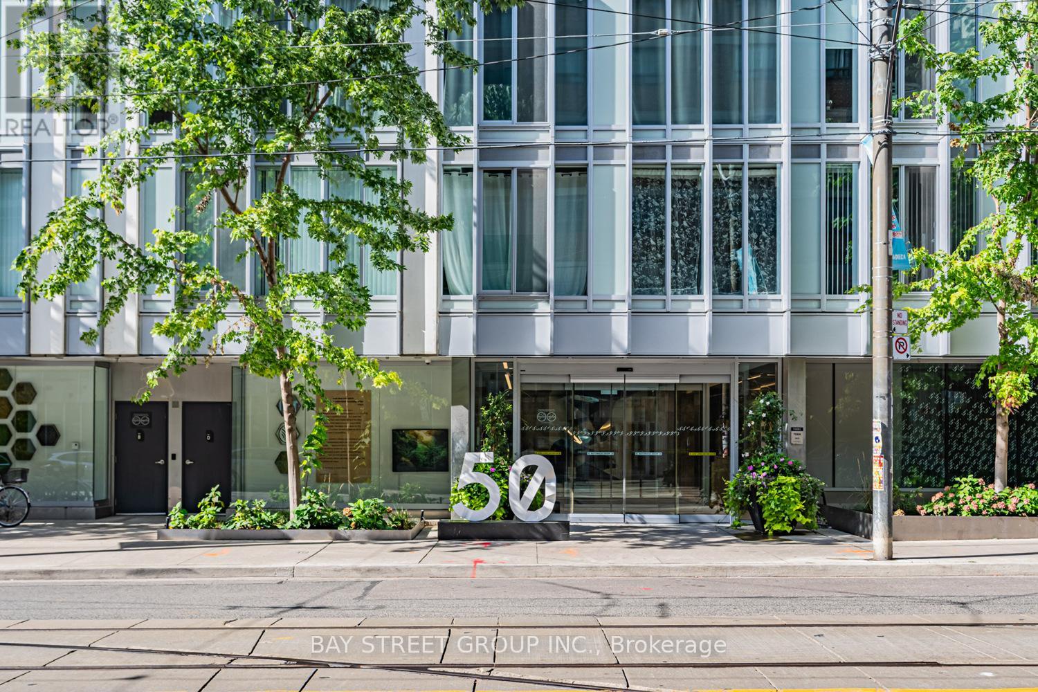 1008 - 50 Mccaul Street, Toronto (Kensington-Chinatown), Ontario  M5T 1V9 - Photo 3 - C12442017