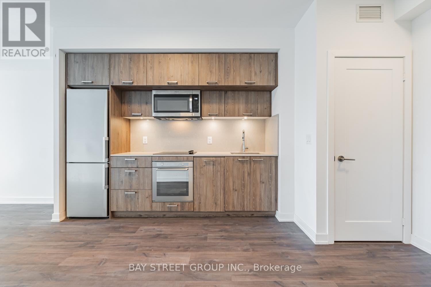 1008 - 50 Mccaul Street, Toronto (Kensington-Chinatown), Ontario  M5T 1V9 - Photo 7 - C12442017