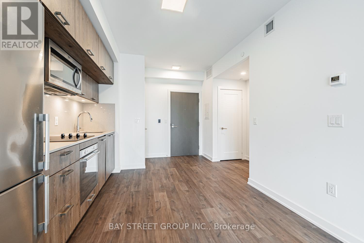 1008 - 50 Mccaul Street, Toronto (Kensington-Chinatown), Ontario  M5T 1V9 - Photo 9 - C12442017