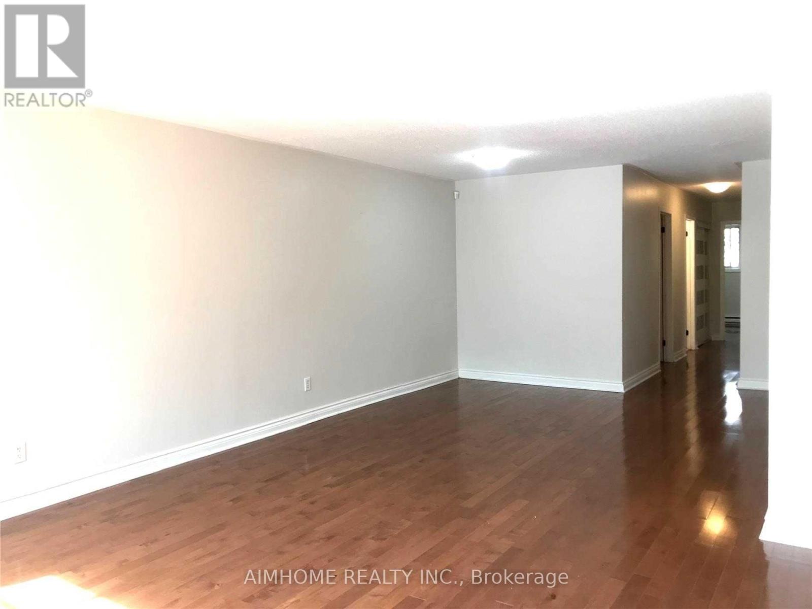 Upper - 88 Apache Trail, Toronto, Ontario  M2H 2H9 - Photo 3 - C12442026