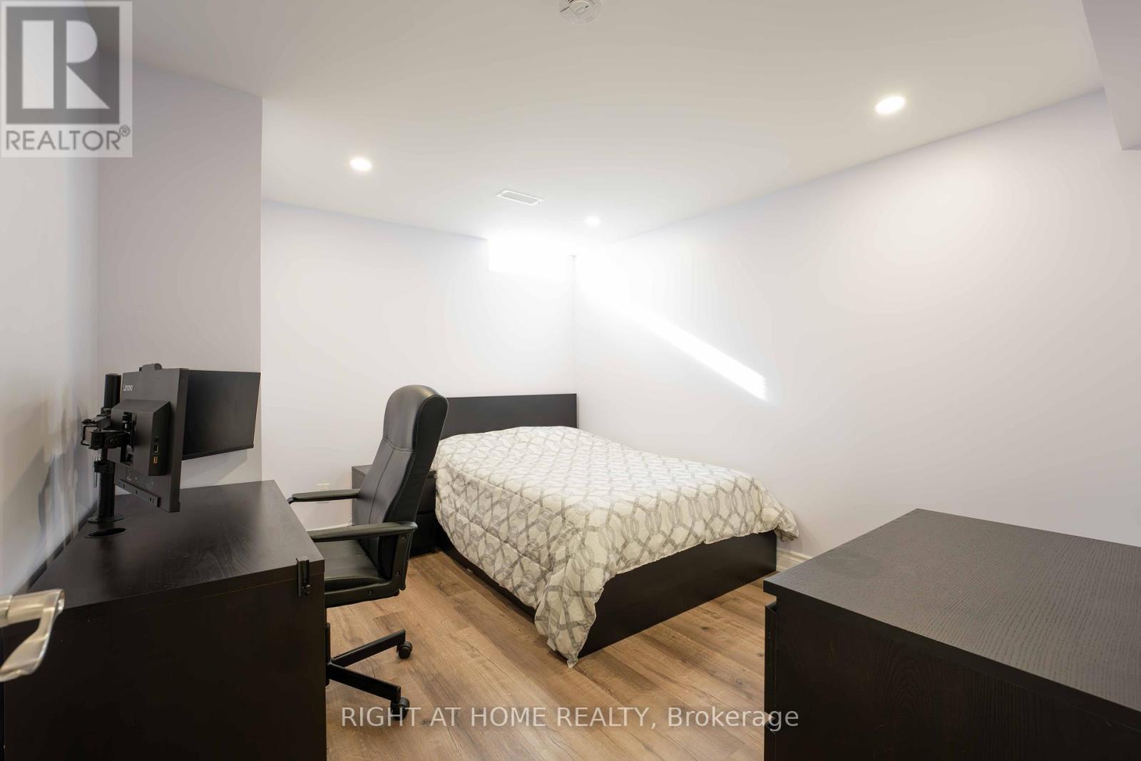 86 Dewpoint Road, Vaughan, Ontario  L4J 9E1 - Photo 31 - N12442016
