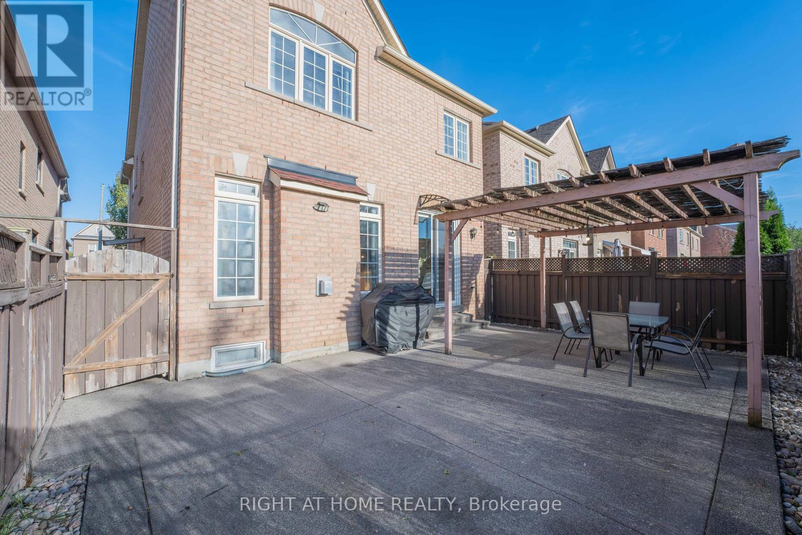86 Dewpoint Road, Vaughan, Ontario  L4J 9E1 - Photo 36 - N12442016