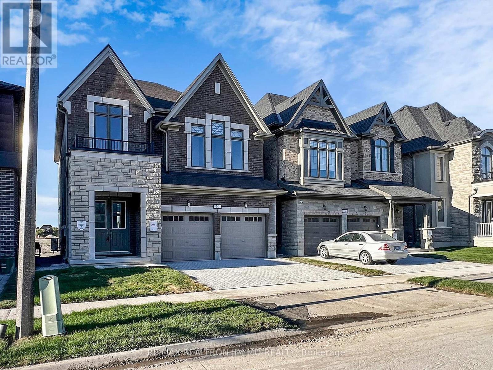 20 Nanhai Avenue, Markham (Angus Glen), Ontario  L6C 3M9 - Photo 1 - N12442028