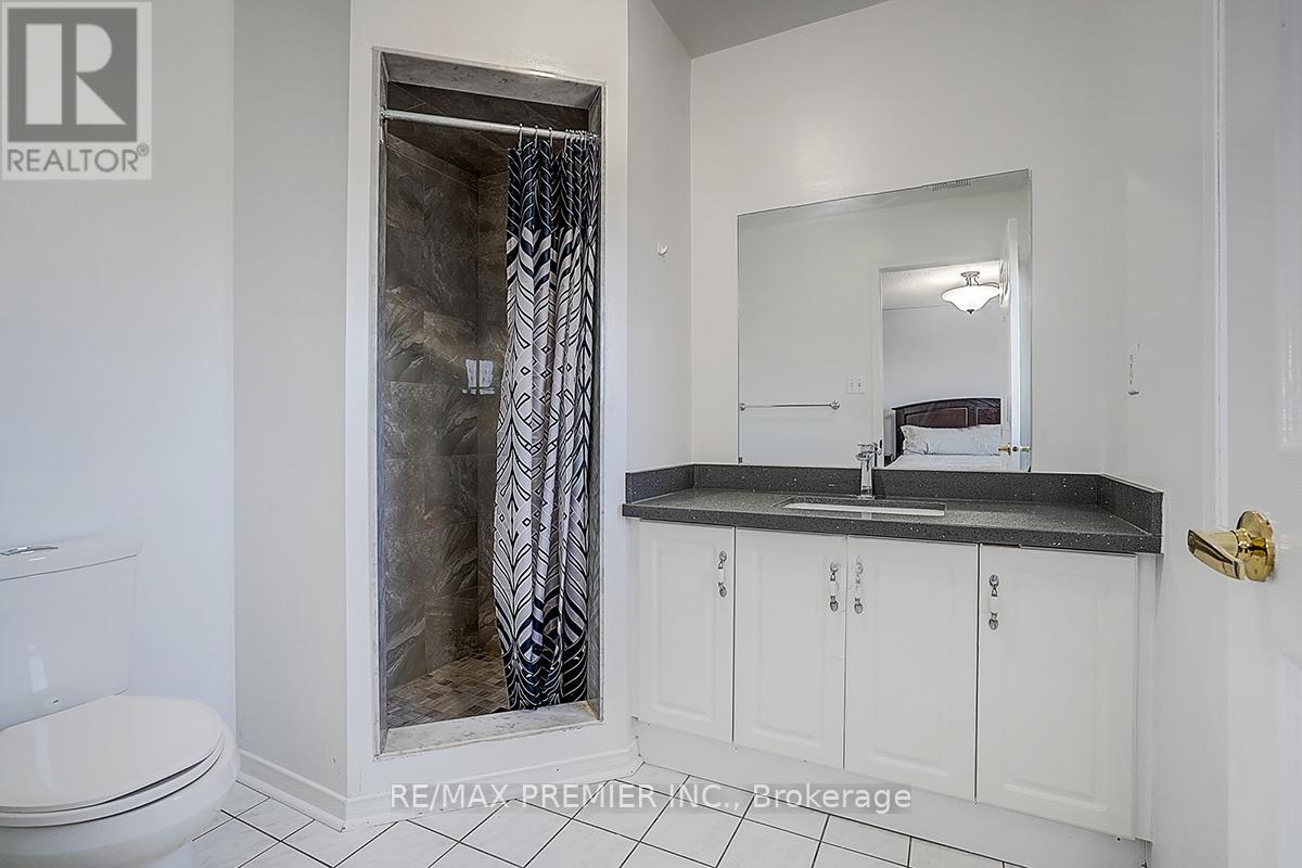 22 Michelle Drive, Vaughan (East Woodbridge), Ontario  L4L 9B8 - Photo 27 - N12442030