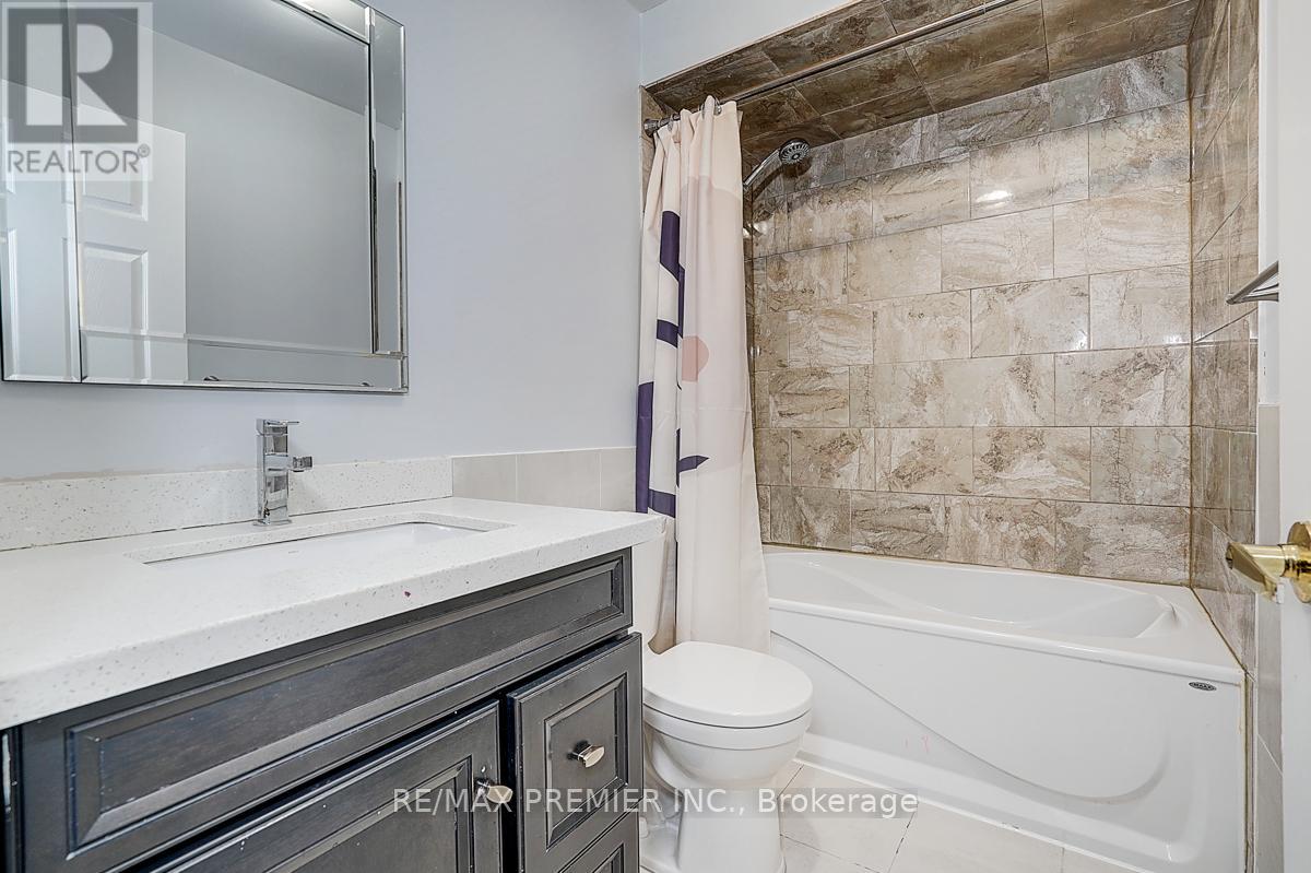 22 Michelle Drive, Vaughan (East Woodbridge), Ontario  L4L 9B8 - Photo 32 - N12442030