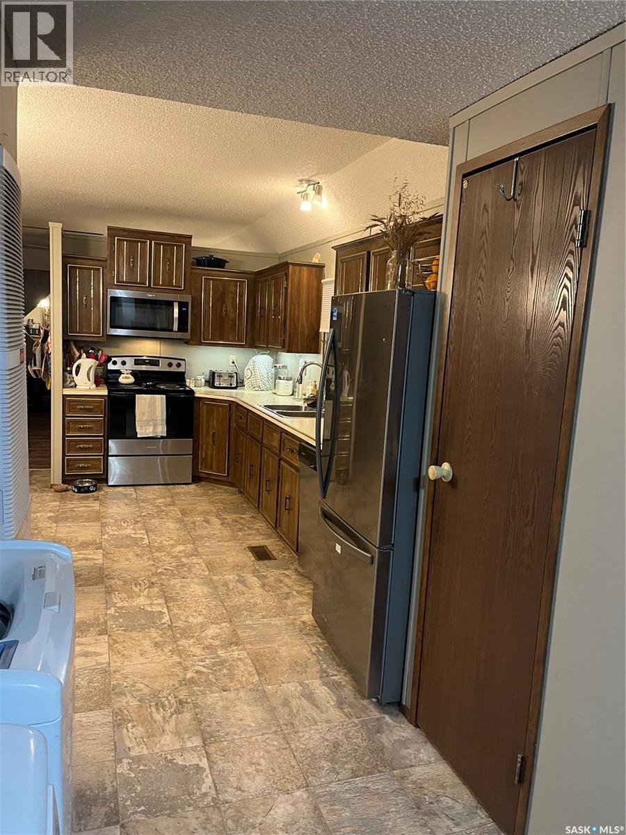 412 Main Street, Wakaw, Saskatchewan  S0K 4P0 - Photo 15 - SK020013