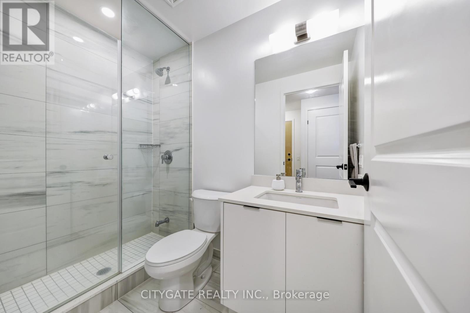 1610 - 202 Burnhamthorpe Road E, Mississauga (City Centre), Ontario  L5A 0B2 - Photo 16 - W12442020