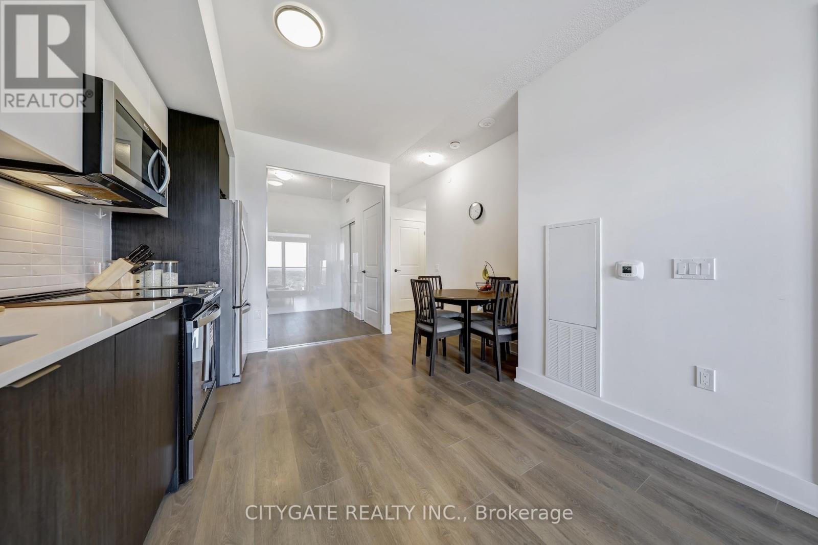 1610 - 202 Burnhamthorpe Road E, Mississauga (City Centre), Ontario  L5A 0B2 - Photo 17 - W12442020