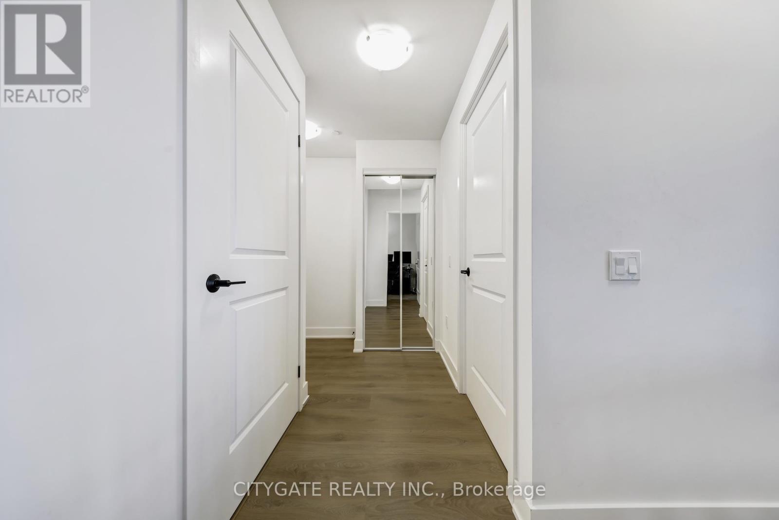 1610 - 202 Burnhamthorpe Road E, Mississauga (City Centre), Ontario  L5A 0B2 - Photo 23 - W12442020