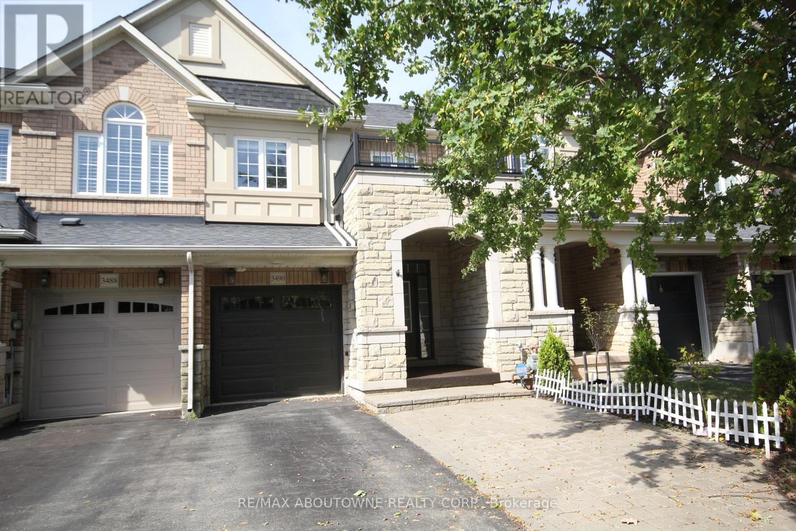 3490 WHILABOUT TERRACE, Oakville, Ontario